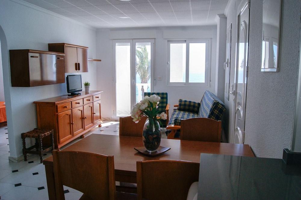 Riviera Beach Apartments Pilar de la Horadada Bagian luar foto